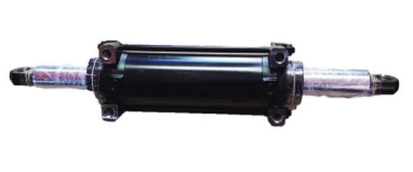 Steering cylinder installation on forklift rear axle